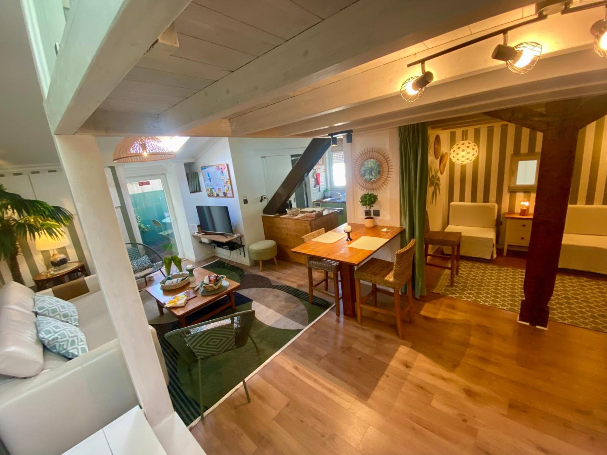 Studios With Mezzanine Rua Da Moeda Лиссабон Экстерьер фото