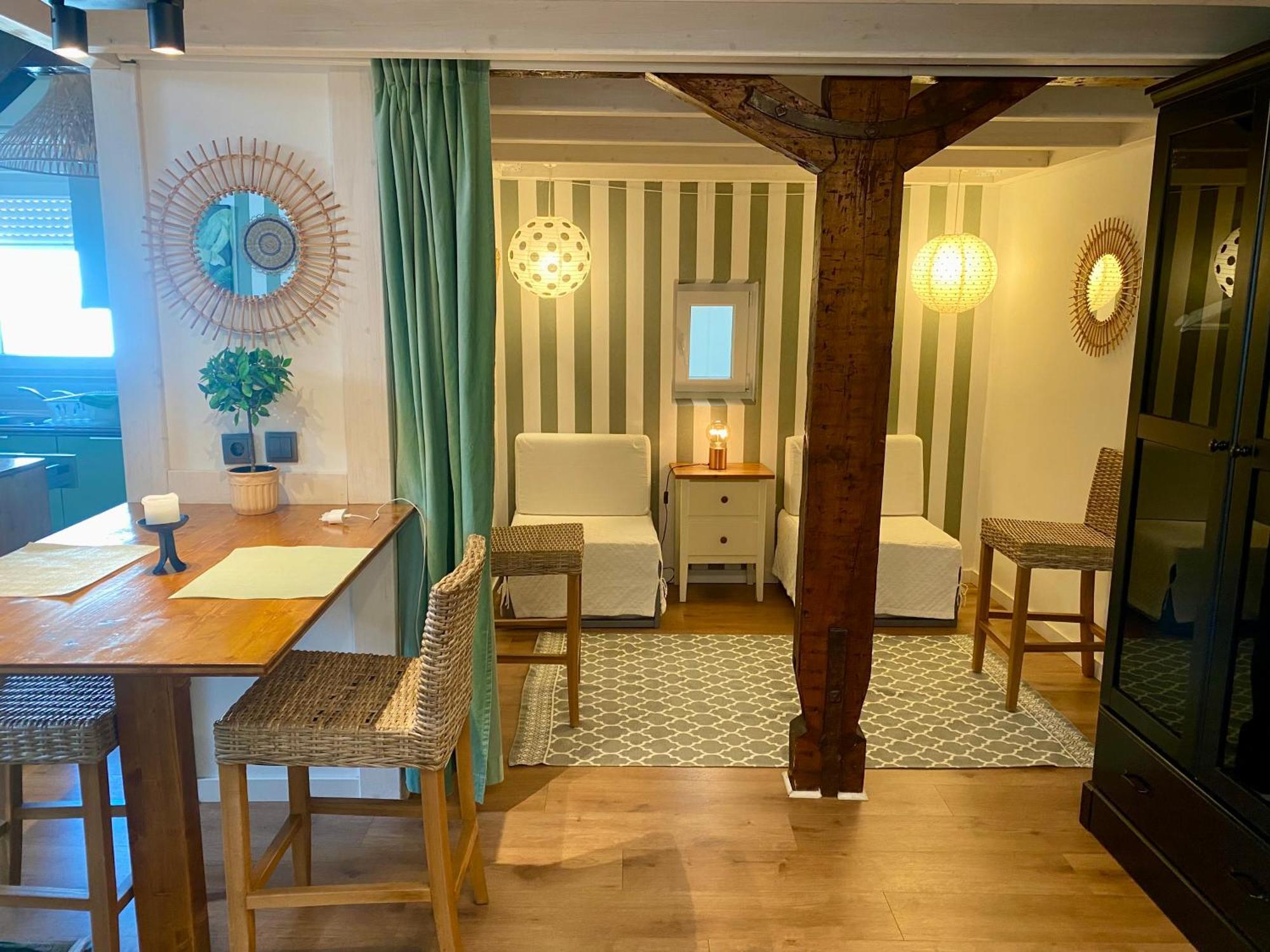 Studios With Mezzanine Rua Da Moeda Лиссабон Экстерьер фото