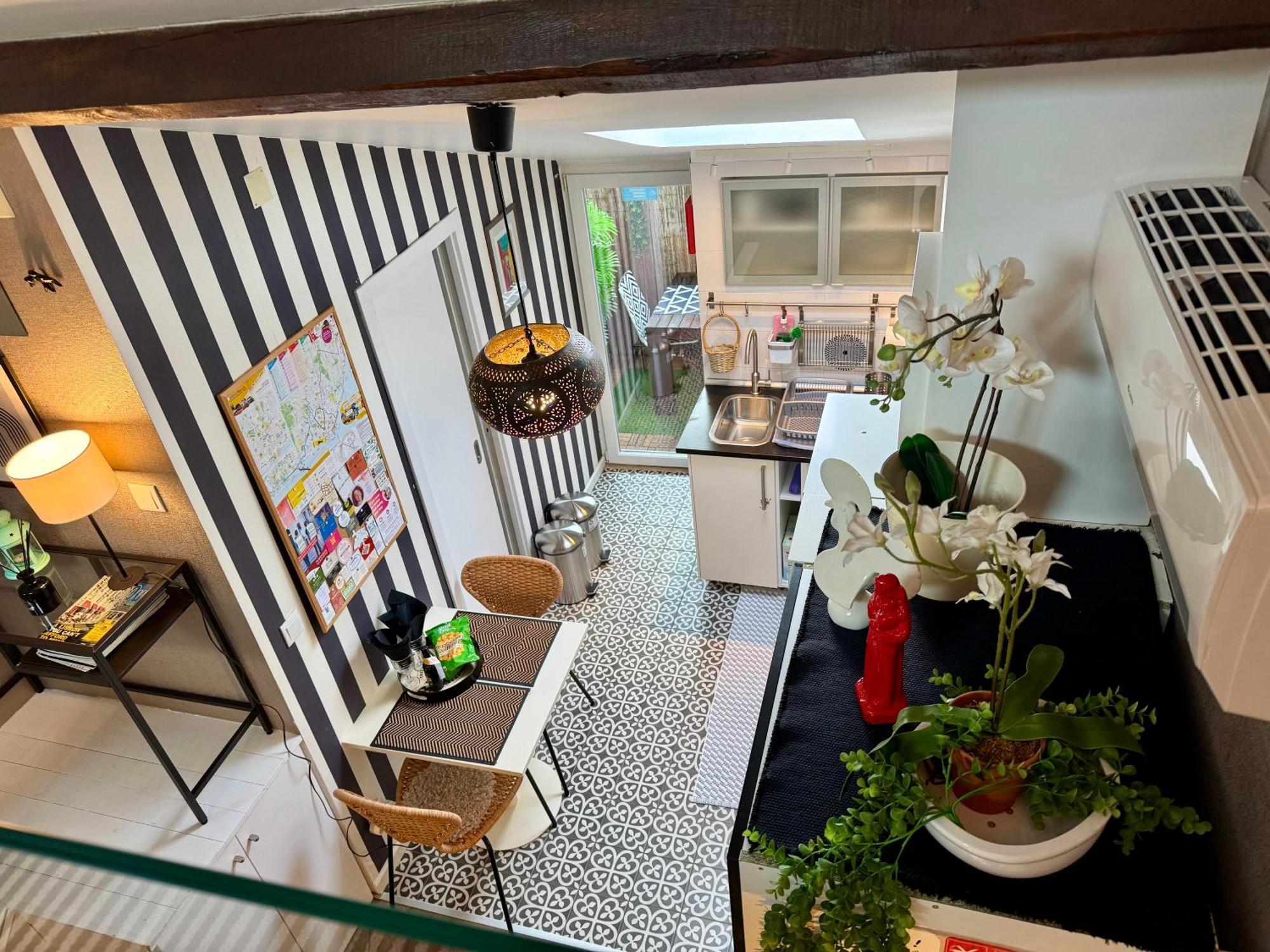 Studios With Mezzanine Rua Da Moeda Лиссабон Экстерьер фото