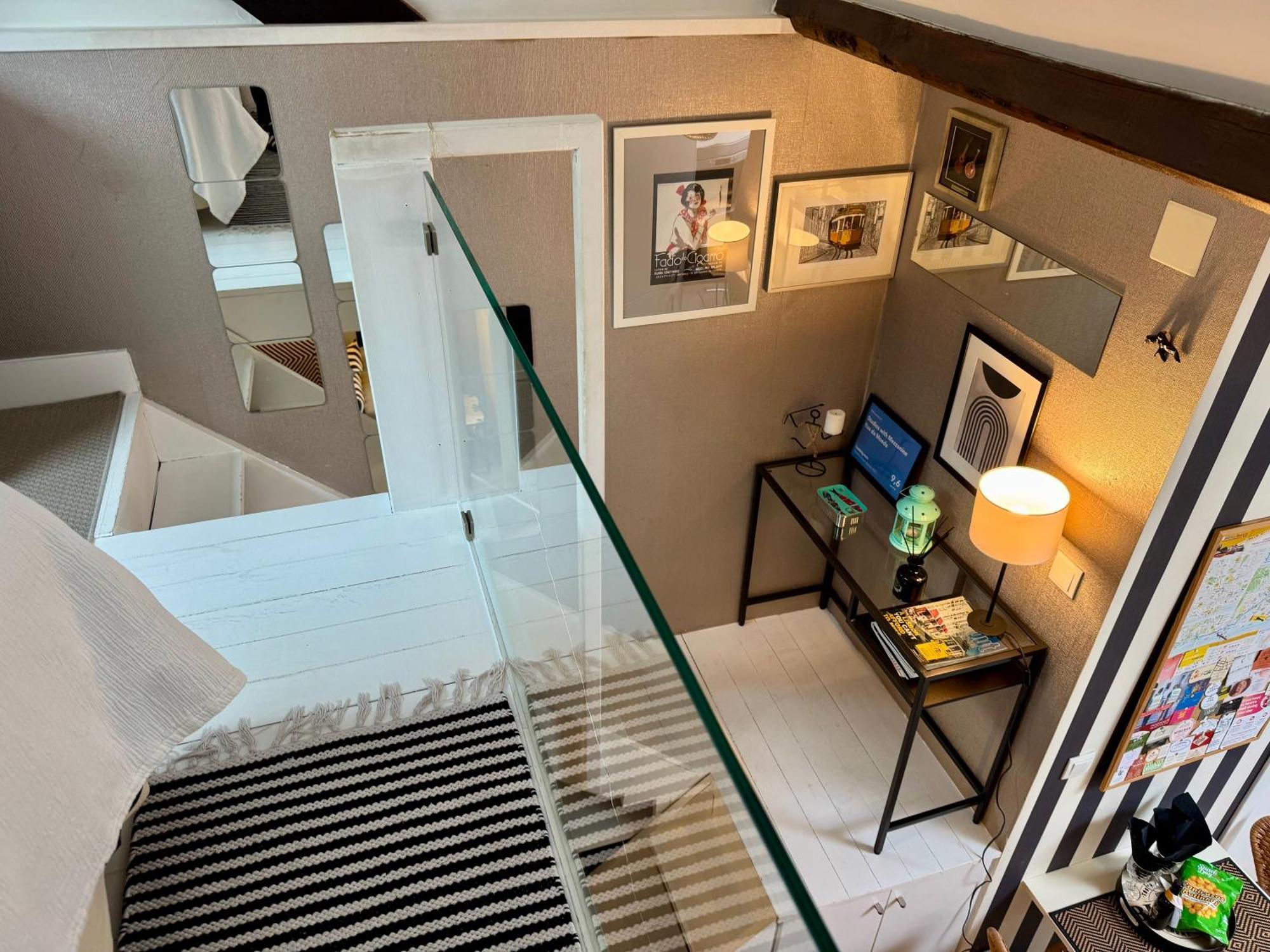 Studios With Mezzanine Rua Da Moeda Лиссабон Экстерьер фото